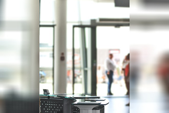  localcommercial auray 56400