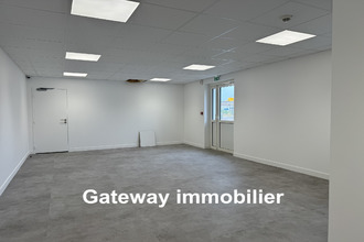  localcommercial avermes 03000