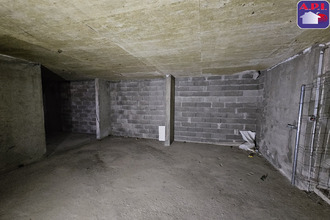  localcommercial ax-les-thermes 09110