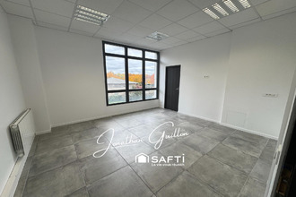  localcommercial bailly-romainvilliers 77700