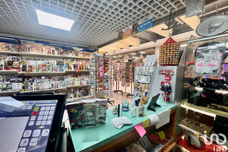  localcommercial beaucaire 30300