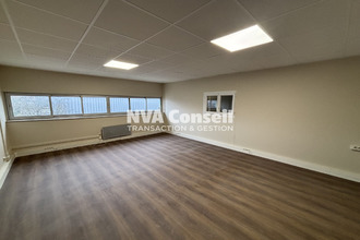  localcommercial beauchamp 95250