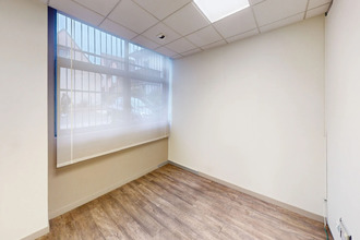  localcommercial besancon 25000