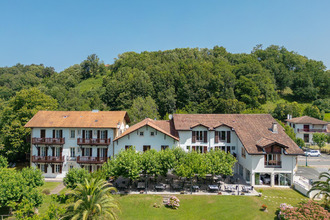  localcommercial biriatou 64700