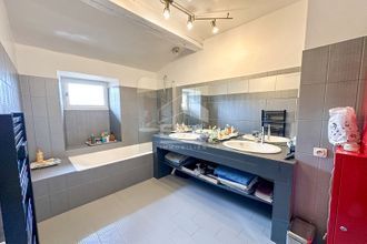  localcommercial bonnieux 84480