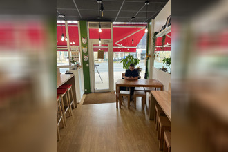  localcommercial bordeaux 33000