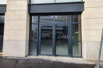  localcommercial bordeaux 33000