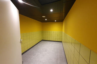  localcommercial bordeaux 33000