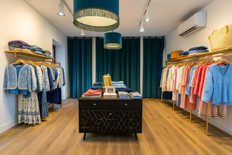  localcommercial bordeaux 33000