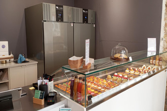  localcommercial bordeaux 33000