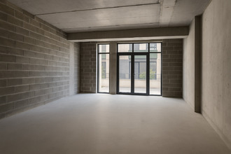  localcommercial bordeaux 33000