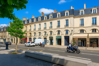  localcommercial bordeaux 33000