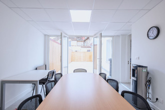  localcommercial bordeaux 33000