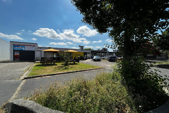  localcommercial bordeaux 33300