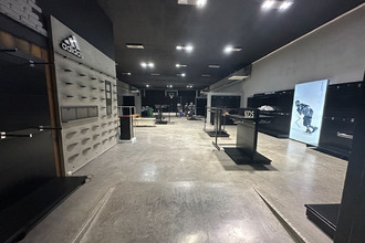  localcommercial bordeaux 33300