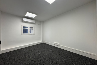  localcommercial bordeaux 33800