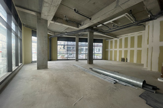  localcommercial bordeaux 33800