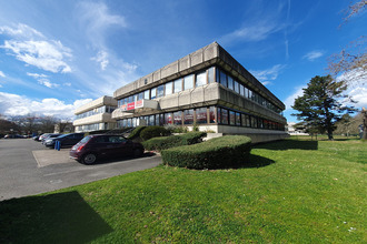  localcommercial bruges 33520