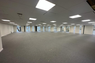  localcommercial bruges 33520