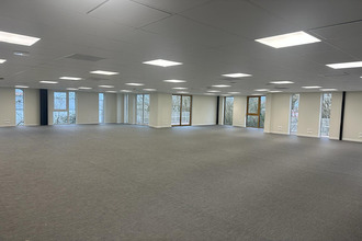  localcommercial bruges 33520