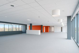  localcommercial bruges 33520