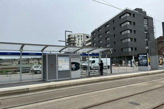  localcommercial caen 14000