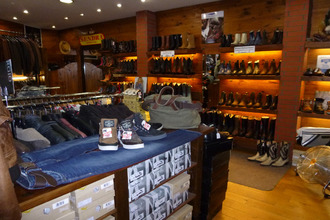  localcommercial cannes 06400