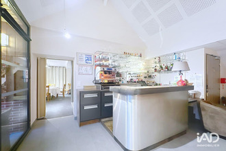  localcommercial carantilly 50570