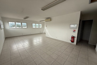  localcommercial carcassonne 11000