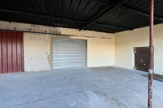  localcommercial carpentras 84200