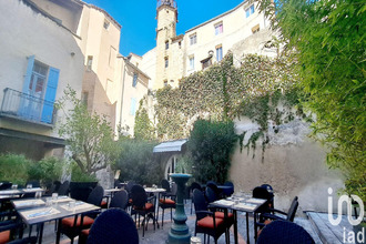  localcommercial carpentras 84200