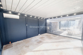  localcommercial carpentras 84200