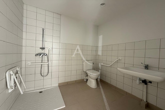  localcommercial castelginest 31780