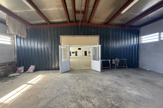  localcommercial castelnaudary 11400