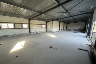  localcommercial castelsarrasin 82100