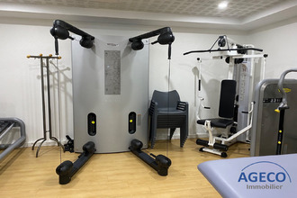  localcommercial castelsarrasin 82100