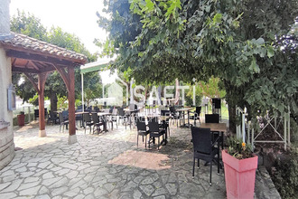  localcommercial castelsarrasin 82100