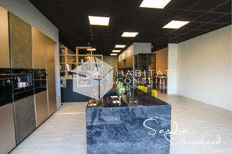  localcommercial cavignac 33620