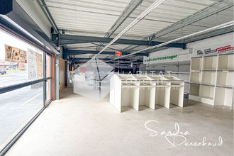  localcommercial cavignac 33620