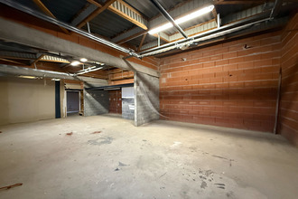  localcommercial cazilhac 11570