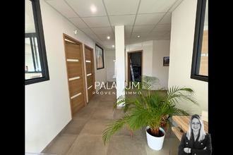  localcommercial charleval 13350