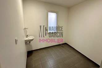  localcommercial chateaurenard 13160