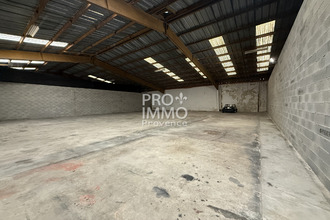  localcommercial cheval-blanc 84460