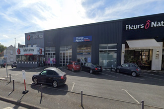  localcommercial cholet 49300