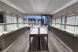  localcommercial cholet 49300