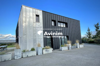  localcommercial cintre 35310