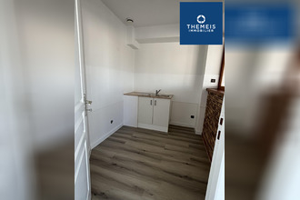  localcommercial coignieres 78310