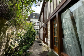  localcommercial compiegne 60200