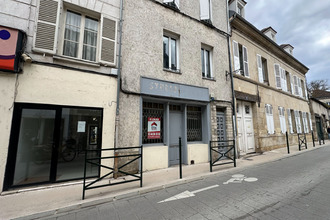  localcommercial compiegne 60200