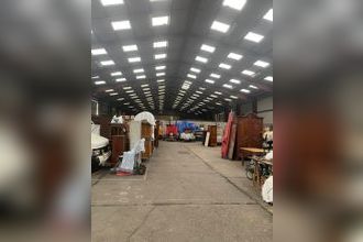  localcommercial conches-en-ouche 27190